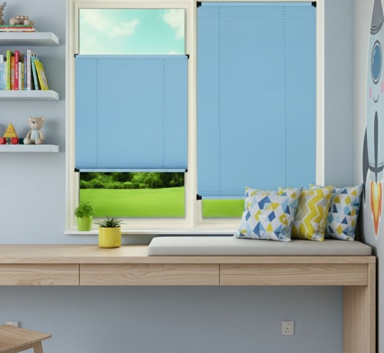 Kancalı Sistem Mavi Plise Perde - Montaj Gerektirmeyen Cam Balkon ve PVC Pencere Perdesi