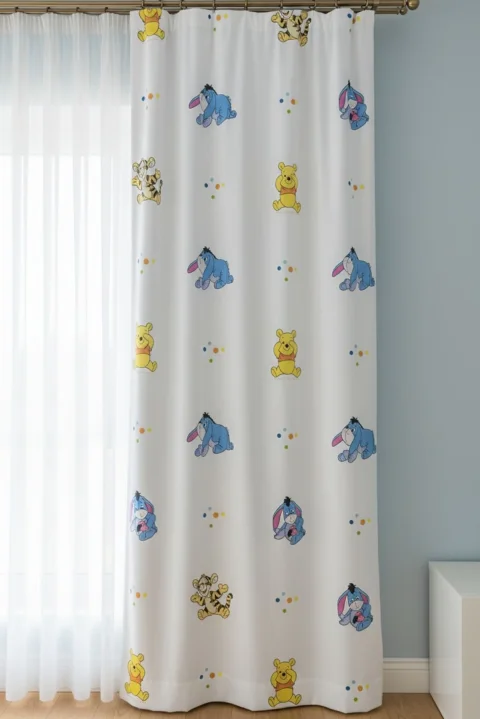 Taç Disney Winnie The Pooh Lisanslı Çocuk Odası Tek Kanat Fon Perde 140x265 cm Ebatı