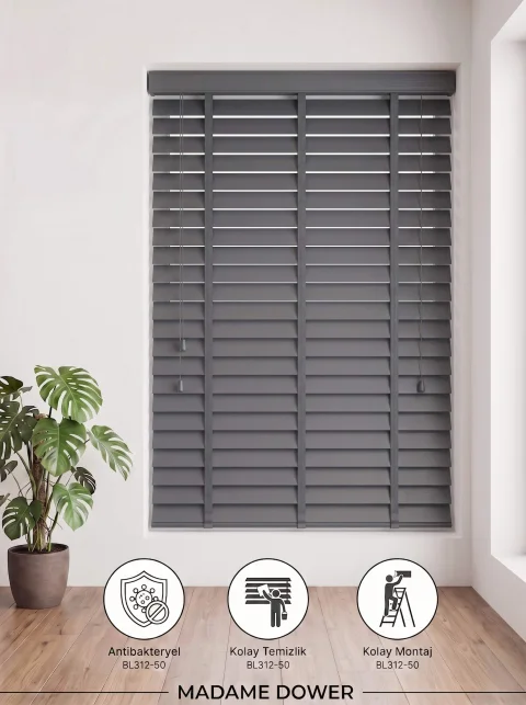 Équilibre Contemporain : Store Vénitien Bois Gris | Style Scandinave Sur Mesure 3
