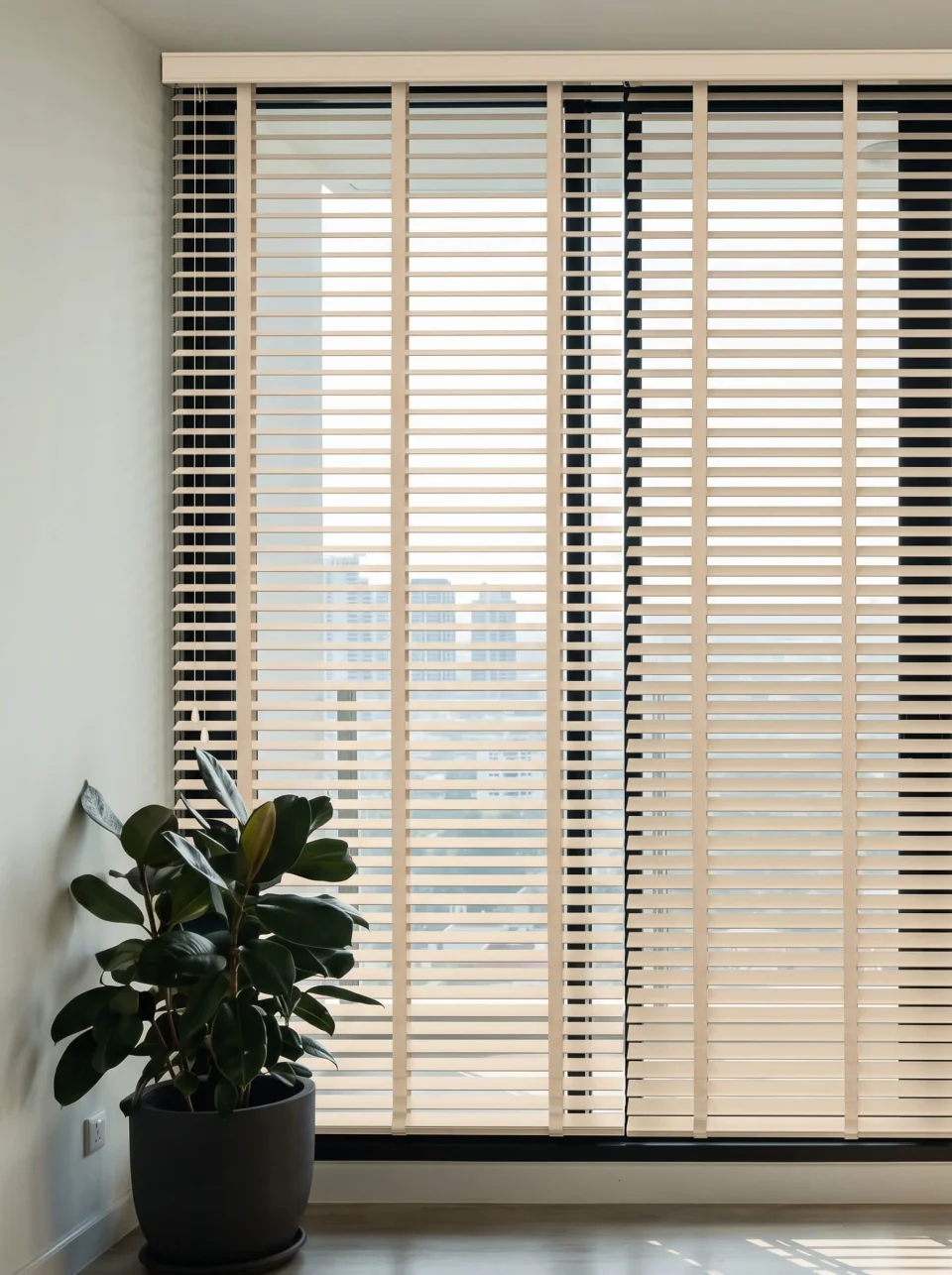 Timeless Harmony: Beige Wooden Venetian Blinds | Motorized & Made-to-Measure