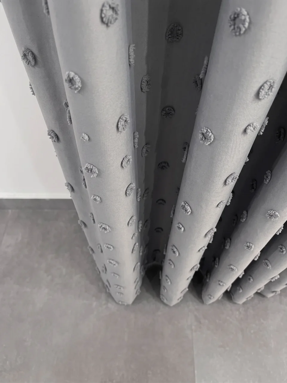 Özel Ölçü Ponponlu Gri Keten Fon Perde | Tufted Linen Curtain | Modern El İşçiliği Perde