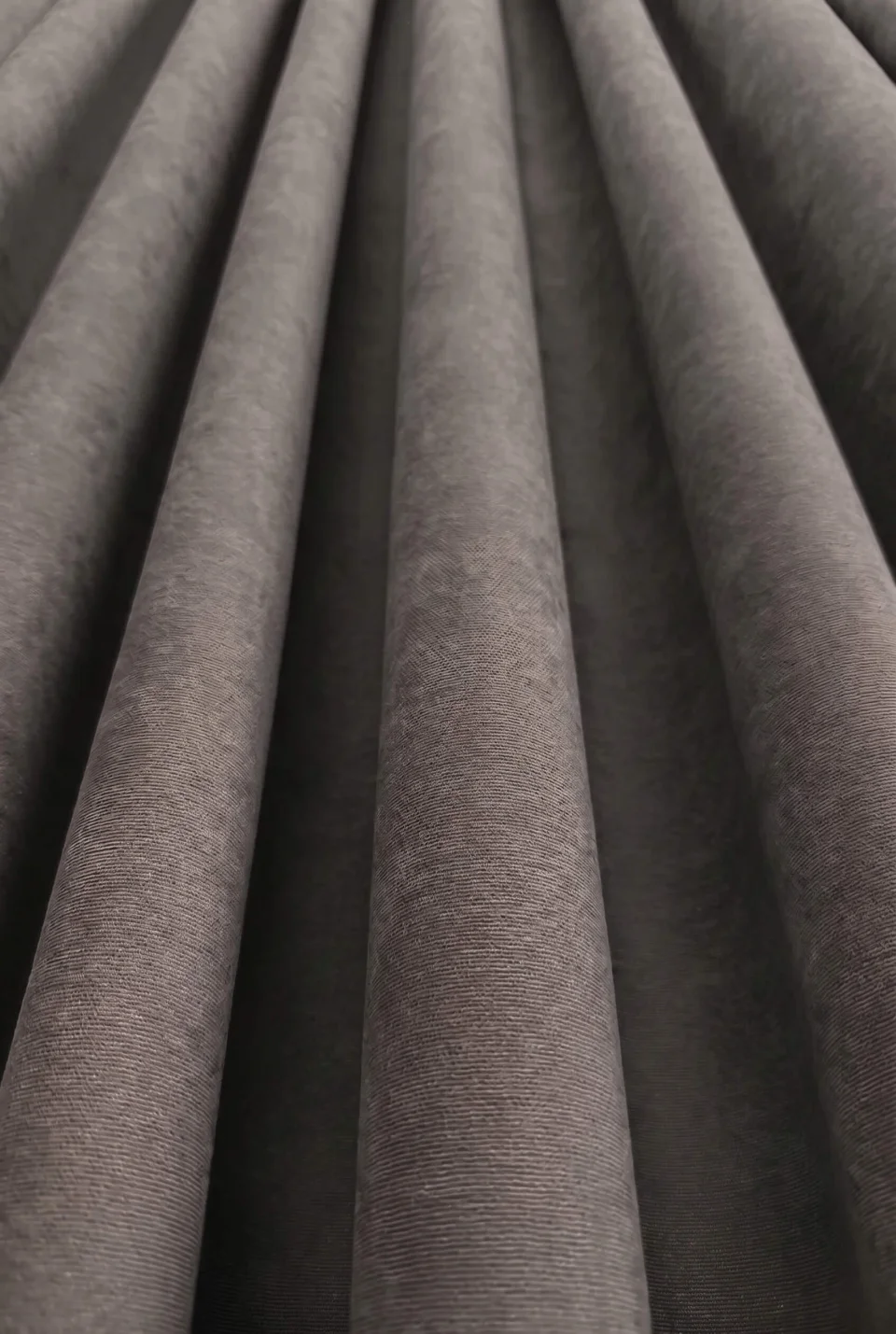 Rideaux en Velours Doux Gris, Rideaux Unis sur Mesure - Fait Main & Obscurcissement Partiel (Dimout)